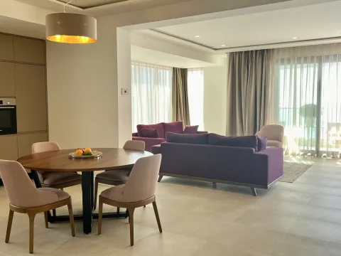 Prodaja, stan, 136m², Budva, Crna Gora - image 8