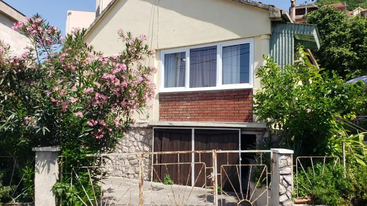 Prodaja, kuća, 70m², Tivat, Crna Gora