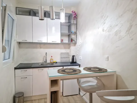 Sale, studio apartment, 31m², Budva, Crna Gora - image 9