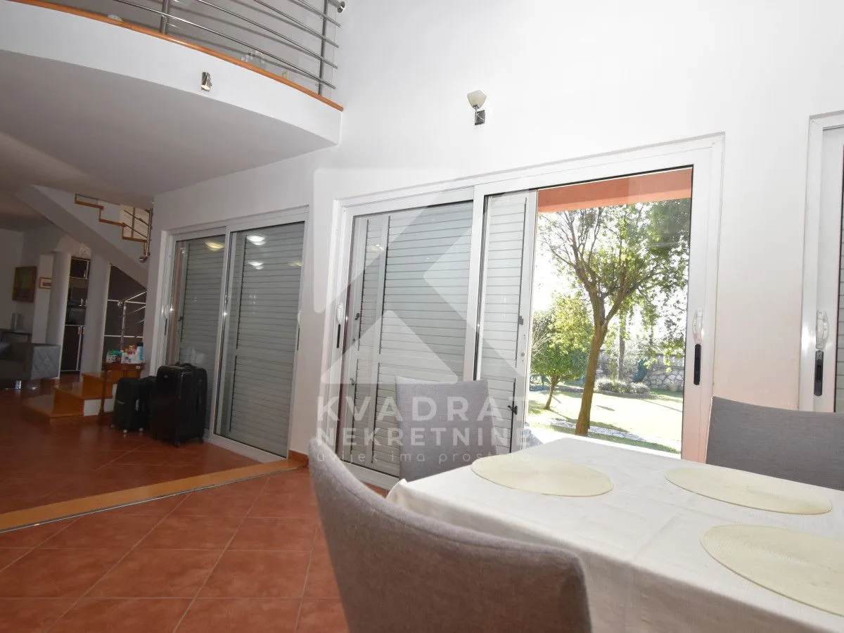 Rent, house, 300m², Donja Gorica, Podgorica