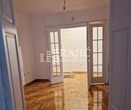 Rent, four bedroom apartment, 108m², Kalenić Pijaca, Vračar Sve Podlokacije - image 3