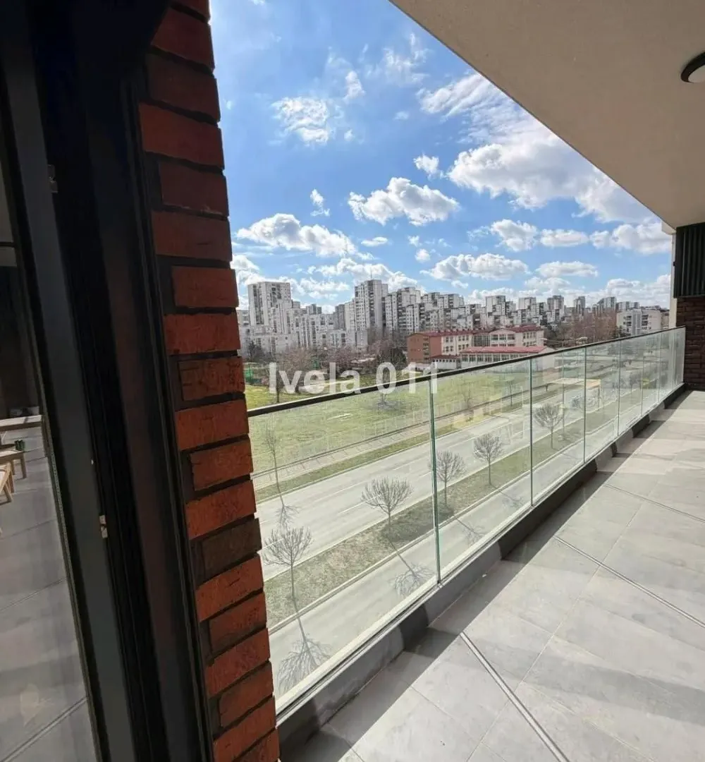 Prodaja, četvorosoban stan, 100m², Novi Beograd Blok 63, Novi Beograd Sve Podlokacije