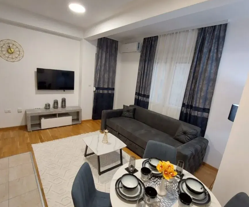 Izdavanje, jednosoban stan, 42m², Ljubović, Podgorica