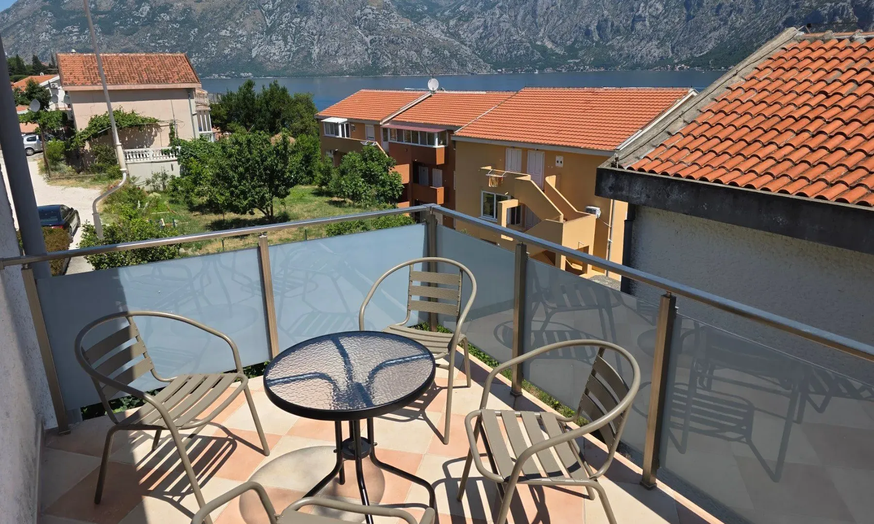 Prodaja, trosoban stan, 115m², Prčanj, Kotor
