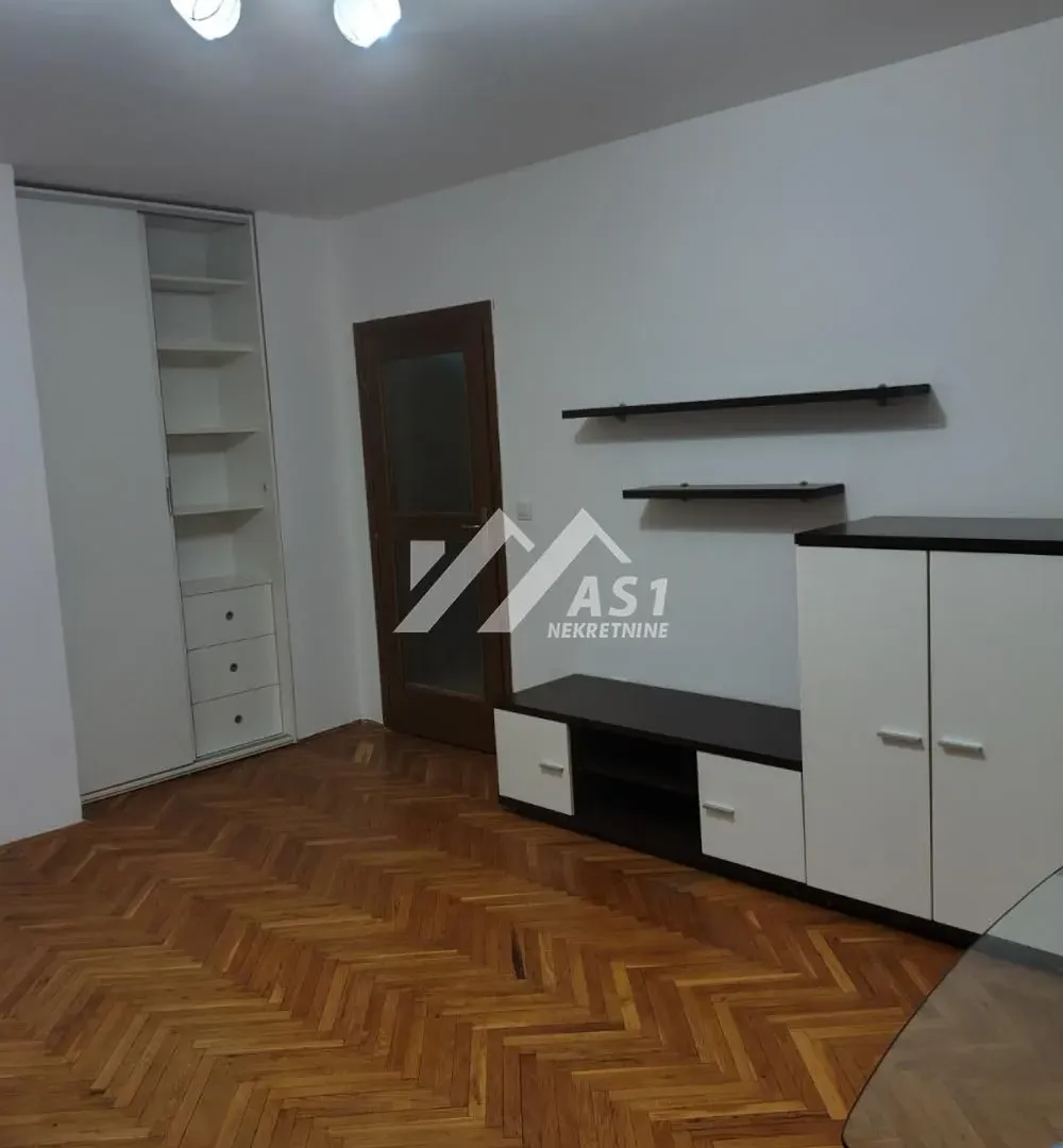 Prodaja, jednosoban stan, 29m², Detelinara, Novi Sad Sve Podlokacije