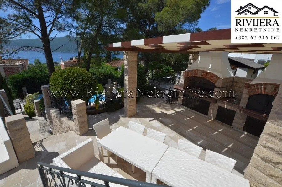 Prodaja, dvosoban stan, 121m², Baošići, Herceg Novi
