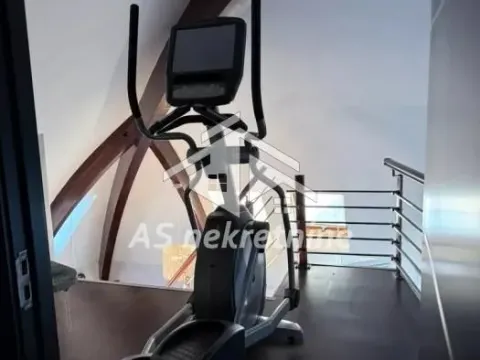 Izdavanje, trosoban stan, 90m², Vukov Spomenik, Zvezdara Sve Podlokacije - image 17