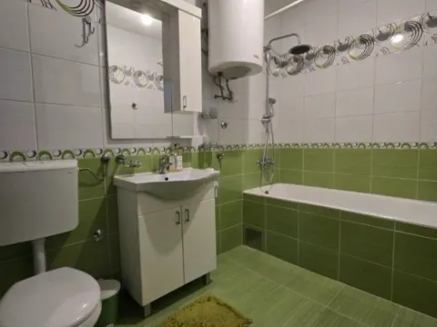 Izdavanje, trosoban stan, 115m², Zabjelo, Podgorica - image 11