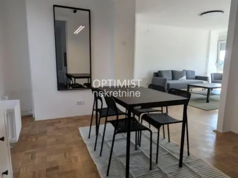 Stan in Novi Beograd Blok 23