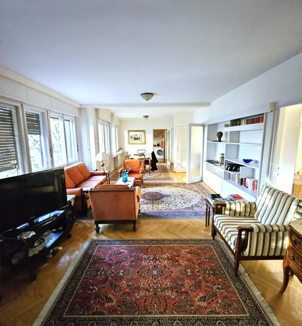 Rent, four bedroom apartment, 143m², Kalenić Pijaca, Vračar Sve Podlokacije