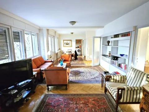 Izdavanje, četvorosoban stan, 143m², Kalenić Pijaca, Vračar Sve Podlokacije - image 2