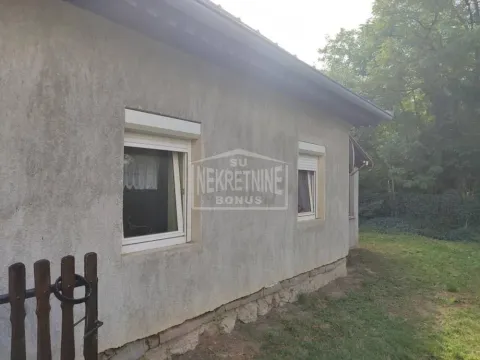 Sale, house, 93m², Veliki Radanovac, Subotica
