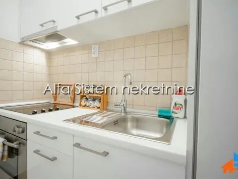 Rent, two bedroom apartment, 60m², Stari Grad, Beograd - image 7