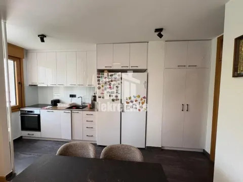 Prodaja, trosoban stan, 74m², Stari Grad, Beograd - image 5