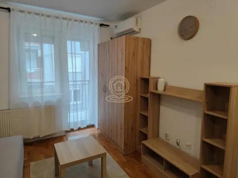 Izdavanje, garsonjera, 28m², Centar, Novi Sad - image 6