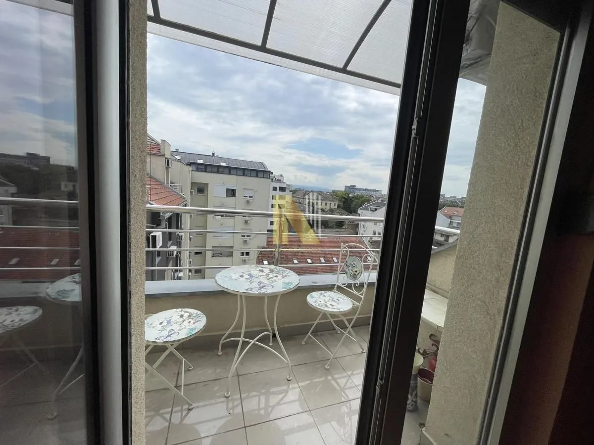 Prodaja, stan, 69m², Centar, Novi Sad