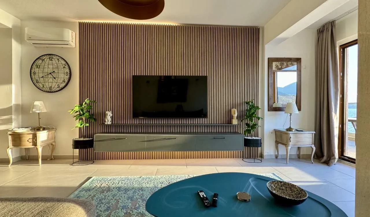 Izdavanje, dvosoban stan, 91m², Opatovo, Tivat