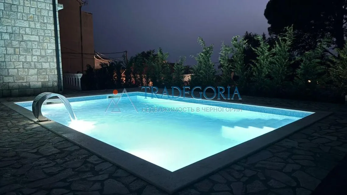 Prodaja, kuća, 320m², Bar, Crna Gora