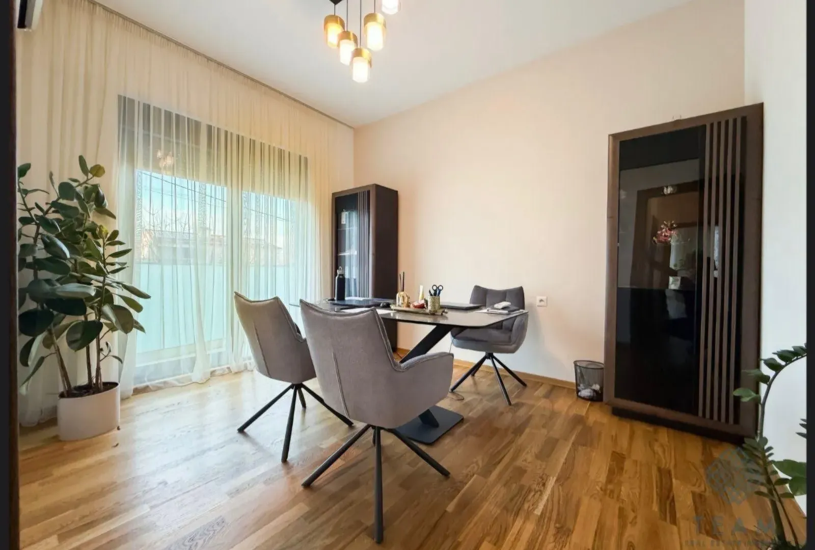 Prodaja, dvosoban stan, 52m², Tološi, Podgorica