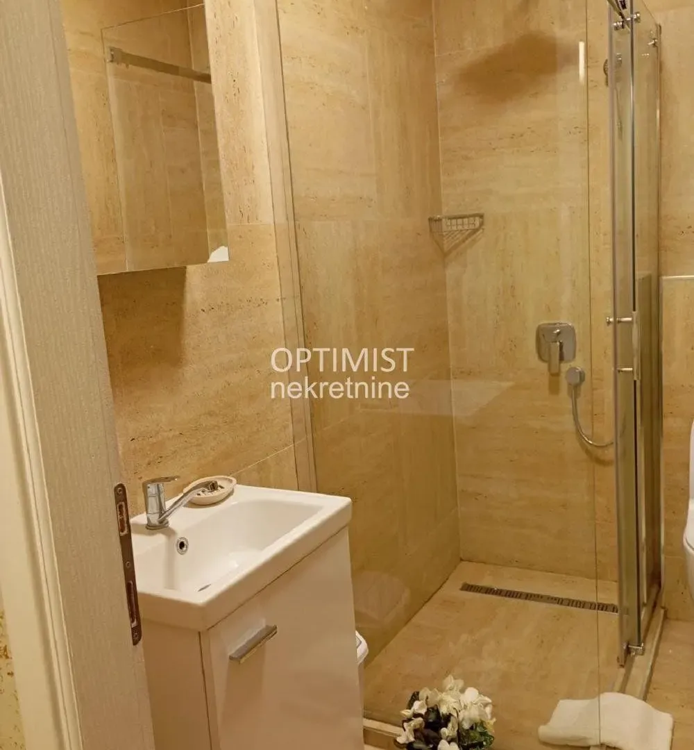 Sale, two bedroom apartment, 41m², Stari Grad, Beograd