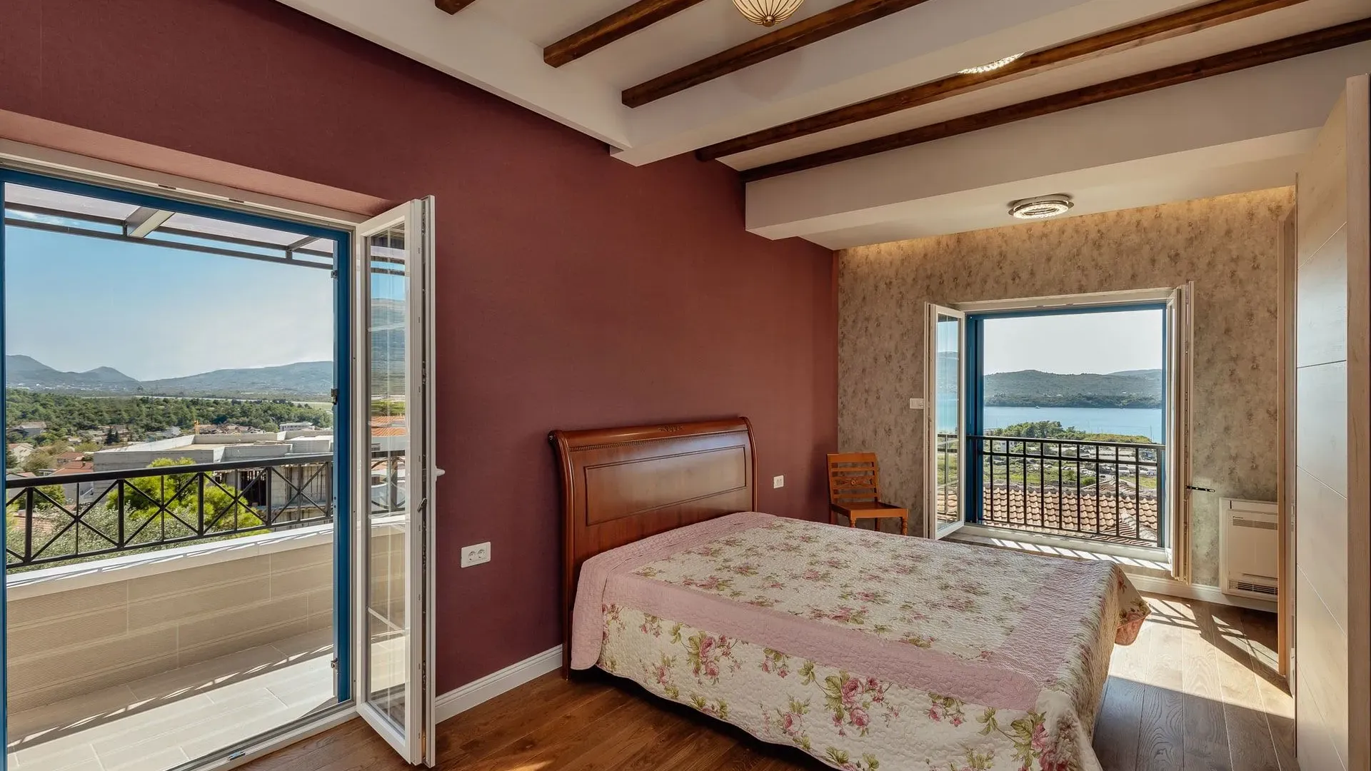 Prodaja, kuća, 240m², Kava, Tivat
