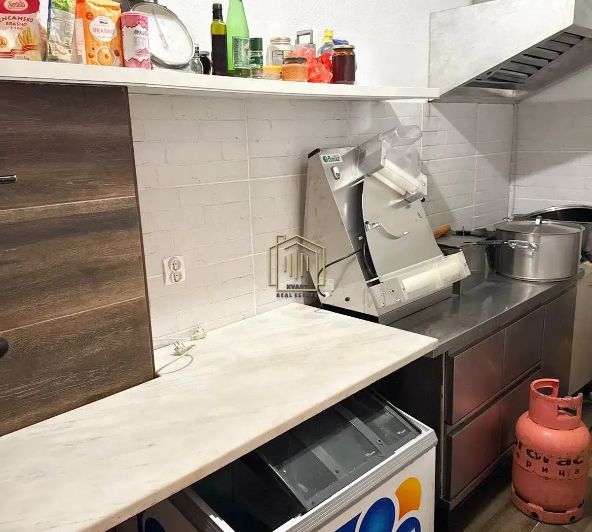 Sale, office space, 96m², Rijeka Crnojevića, Cetinje