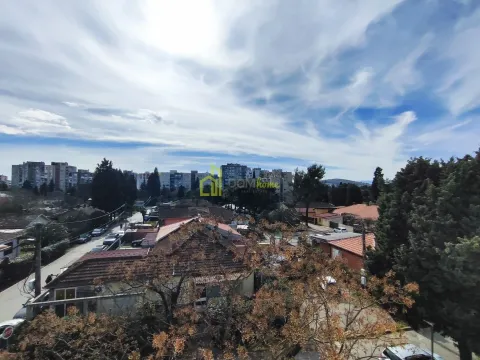 Izdavanje, dvosoban stan, 70m², Gintaš, Podgorica - image 2