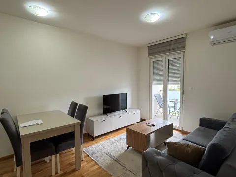 Izdavanje, jednosoban stan, 40m², Zabjelo, Podgorica - image 2