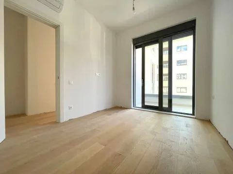 Sale, two bedroom apartment, 71m², Bečići, Budva - image 2