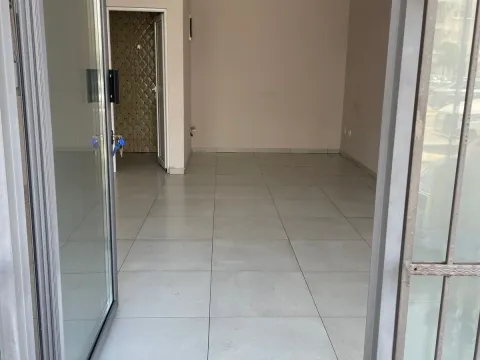 Rent, office space, 30m², Stari Aerodrom, Podgorica - image 2