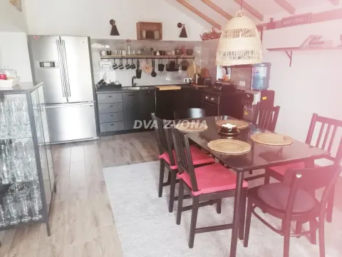 Prodaja, kuća, 200m², Čortanovci, Inđija - image 25