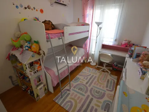 Prodaja, dvosoban stan, 64m², City Kvart, Podgorica - image 9