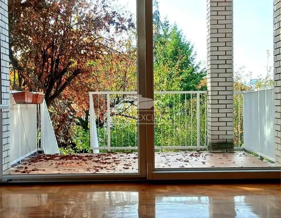 Sale, apartment, 252m², Zvezdara Sve Podlokacije, Beograd