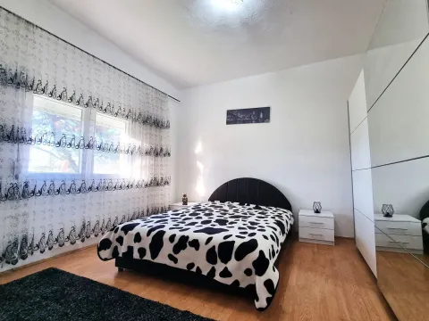 Rent, house, 85m², Zagorič, Podgorica - image 9