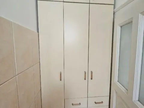 Rent, three bedroom apartment, 82m², Vračar Sve Podlokacije, Beograd - image 13