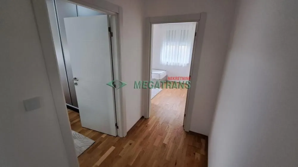 Izdavanje, trosoban stan, 65m², Železničko Naselje, Subotica