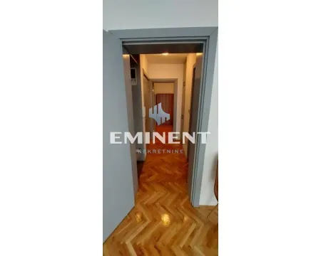 Izdavanje, dvosoban stan, 40m², Lipov Lad, Zvezdara Sve Podlokacije - image 5
