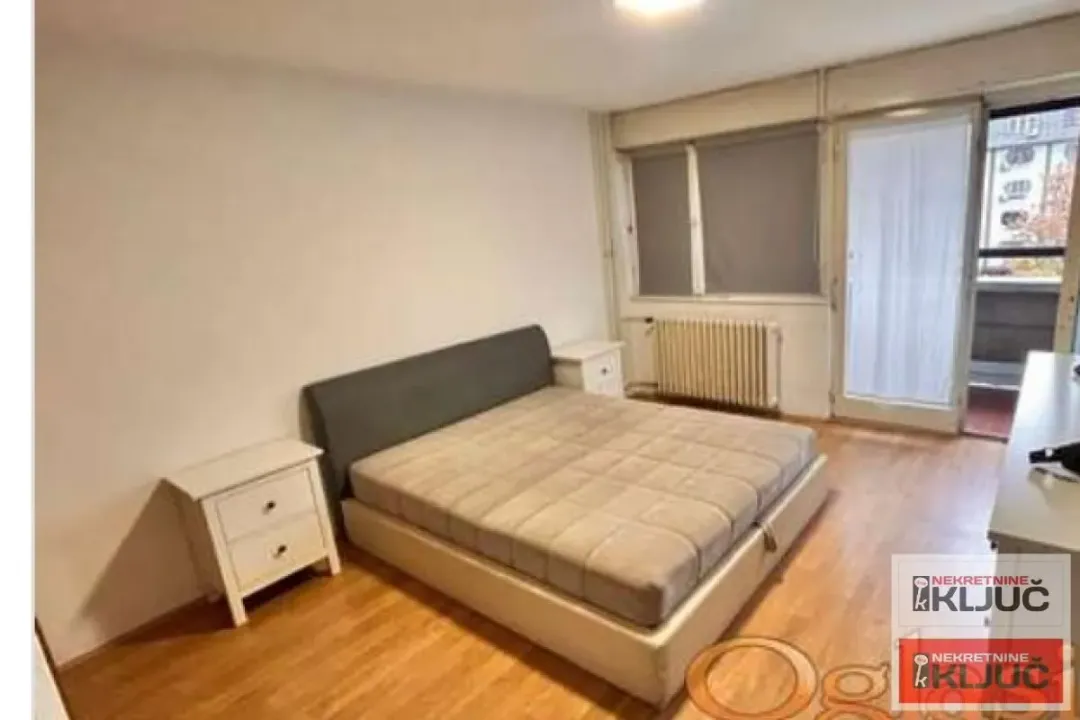 Izdavanje, dvosoban stan, 64m², Bulevar Oslobodjenja, Novi Sad Sve Podlokacije