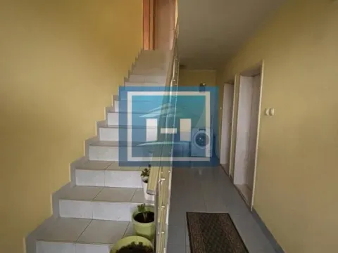 Prodaja, kuća, 194m², Ribare, Jagodina - image 55