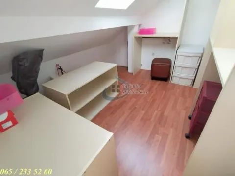 Prodaja, trosoban stan, 68m², Đeram Pijaca, Beograd - image 12
