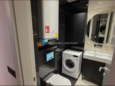 Izdavanje, trosoban stan, 95m², Savski Venac, Beograd - image 14