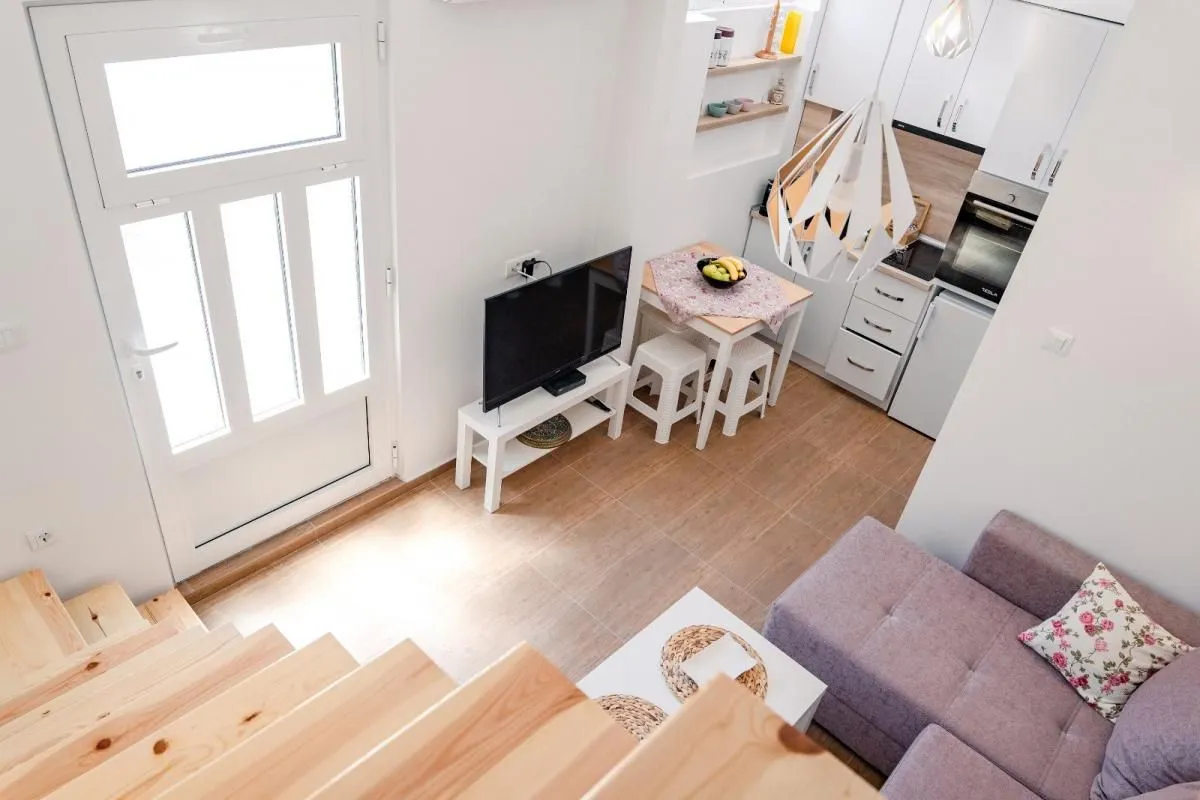 Rent, house, 50m², Tivat, Crna Gora