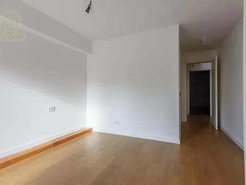 Izdavanje, poslovni prostor, 77m², Voždovac Sve Podlokacije, Beograd - image 4