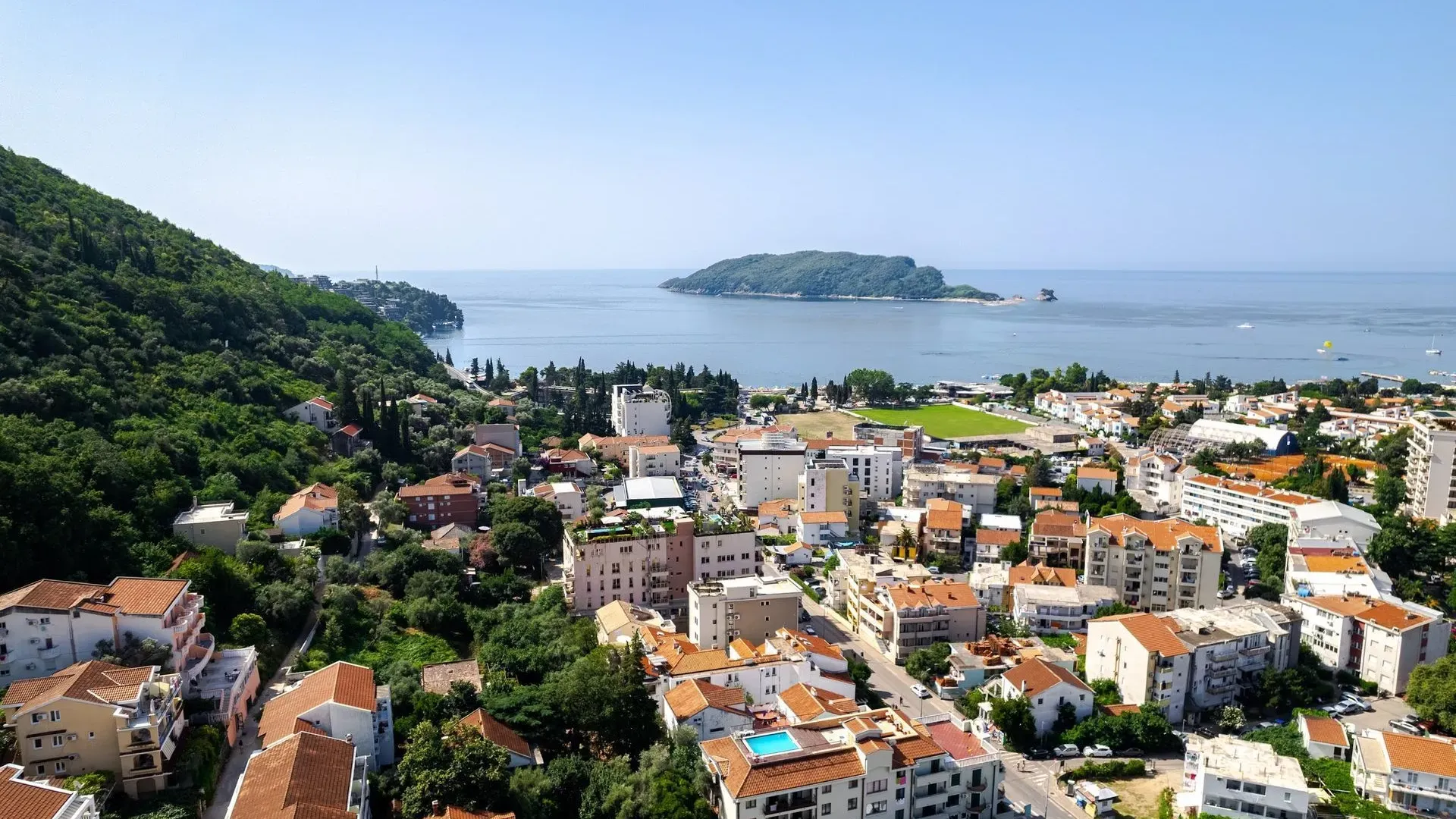 Sale, three bedroom apartment, 400m², Budva, Crna Gora