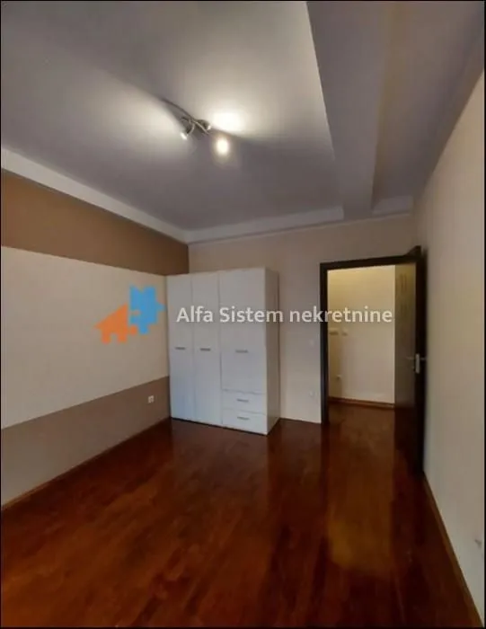 Rent, three bedroom apartment, 90m², Đeram Pijaca, Beograd