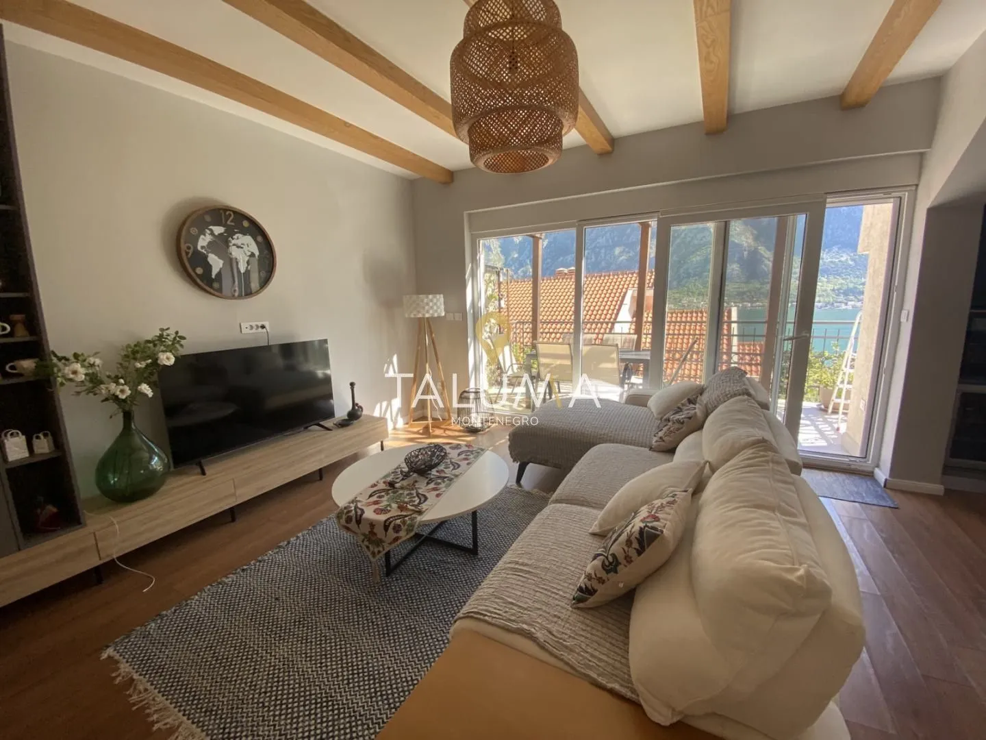 Prodaja, dvosoban stan, 97m², Prčanj, Kotor