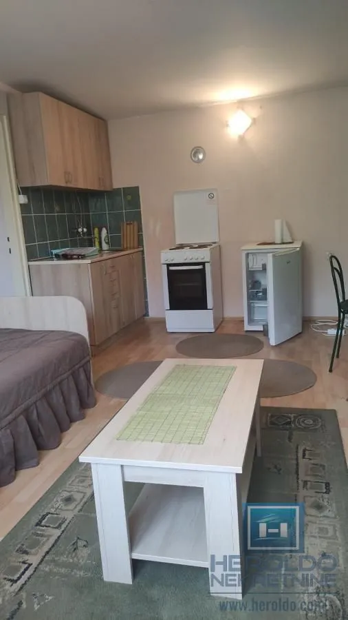 Izdavanje, garsonjera, 27m², Centar, Jagodina