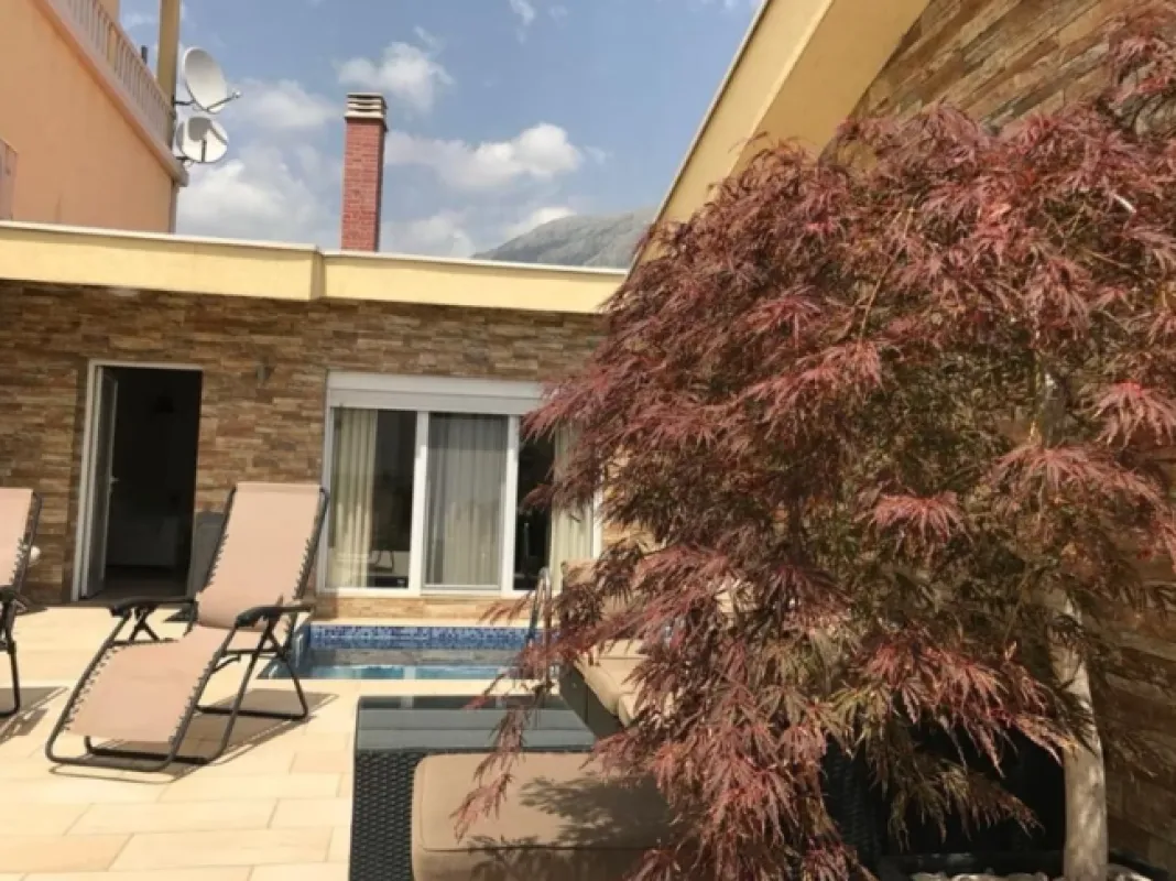 Prodaja, kuća, 300m², Dobra Voda, Budva