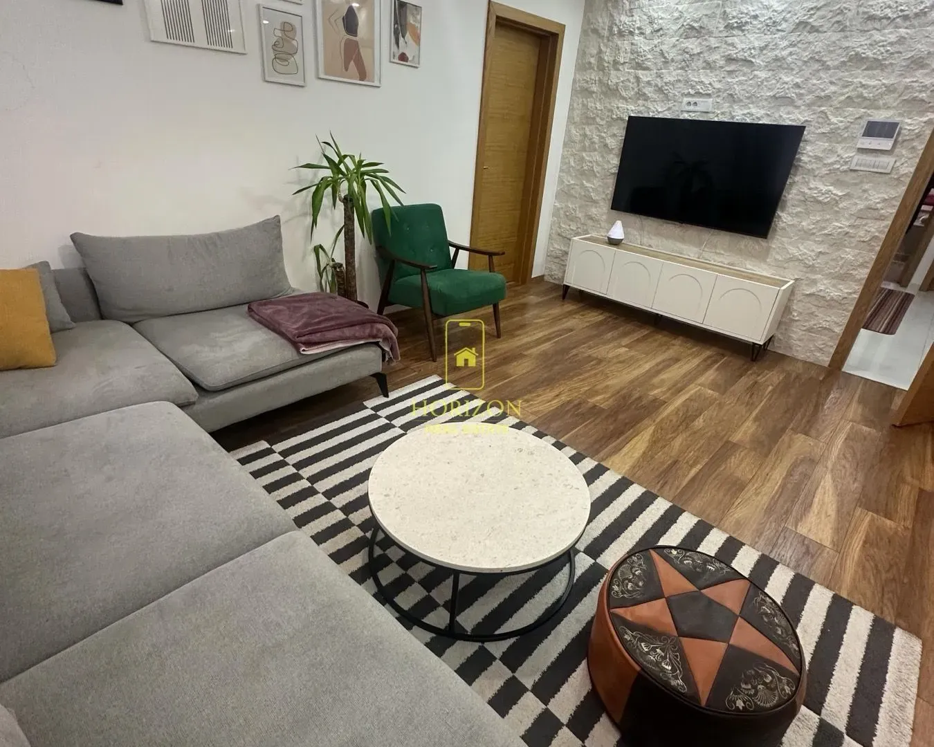 Prodaja, trosoban stan, 89m², Autobuska stanica, Podgorica