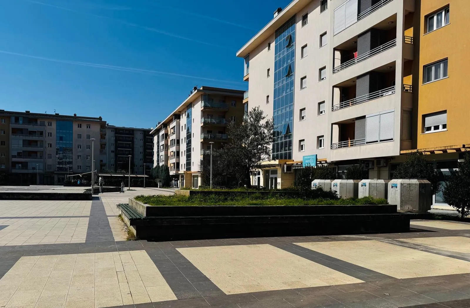 Rent, parking/garage, 13m², City Kvart, Podgorica